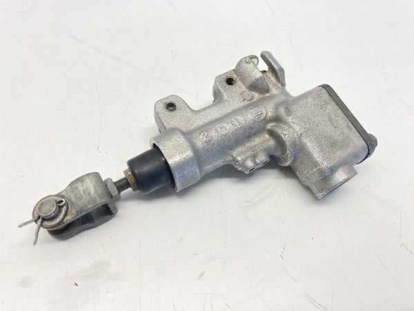 CYLINDER MASTER RM-Z250/K8 (Suzuki RMZ250 2013 E19) 69604-28H00-000 69604-28H00