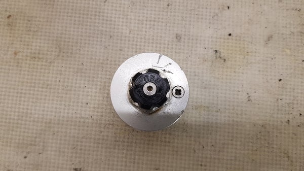 Iskunvaimentimen korkki (KTM SX85 2009) 43570395S