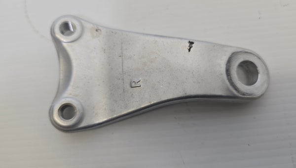 PLATE, R. HEAD HANGER (Honda CRF450R 2017)   50407-MKE-A00