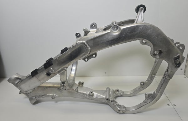 FRAME SET (Honda CRF450R 2017)   50010-MKE-A00